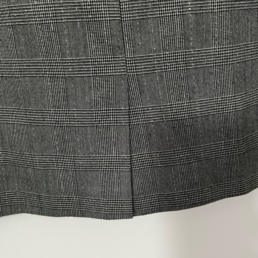 Pencil Skirt Grey Silver Back Split Zip Closure Women’s Size 14 - Picture 2 of 7